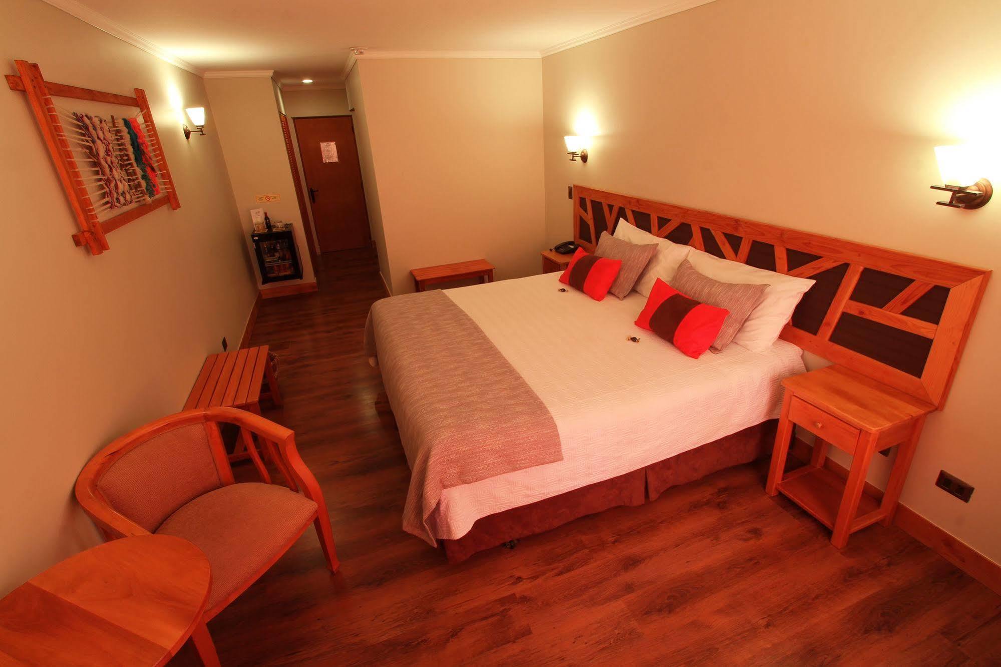 Hotel Lodge Las Cascadas Puerto Clocker Exterior foto
